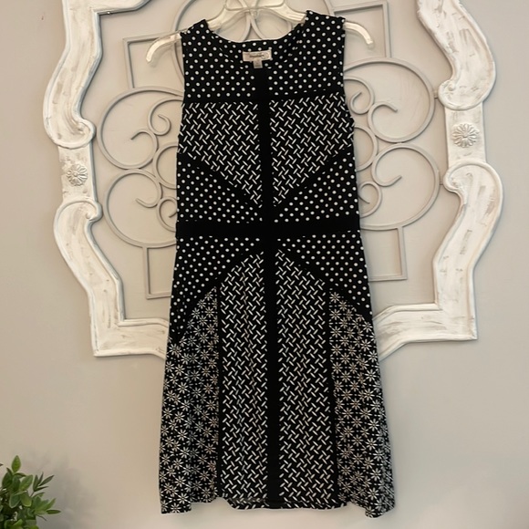Dress Barn Dresses & Skirts - Dress Barn Black & White Dress Size 4 $34